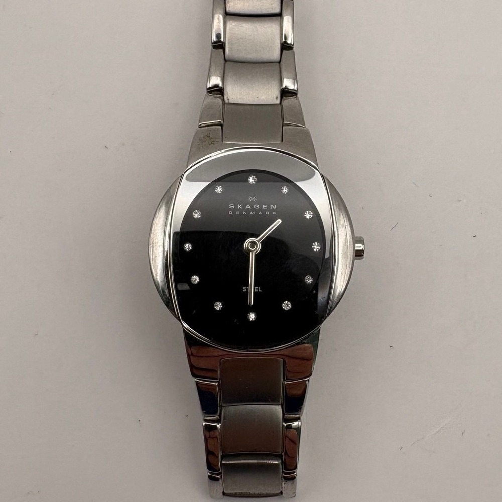 Skagen Denmark Slim Stainless Steel Watch (Parts or Repair)Black Crystal Markers
